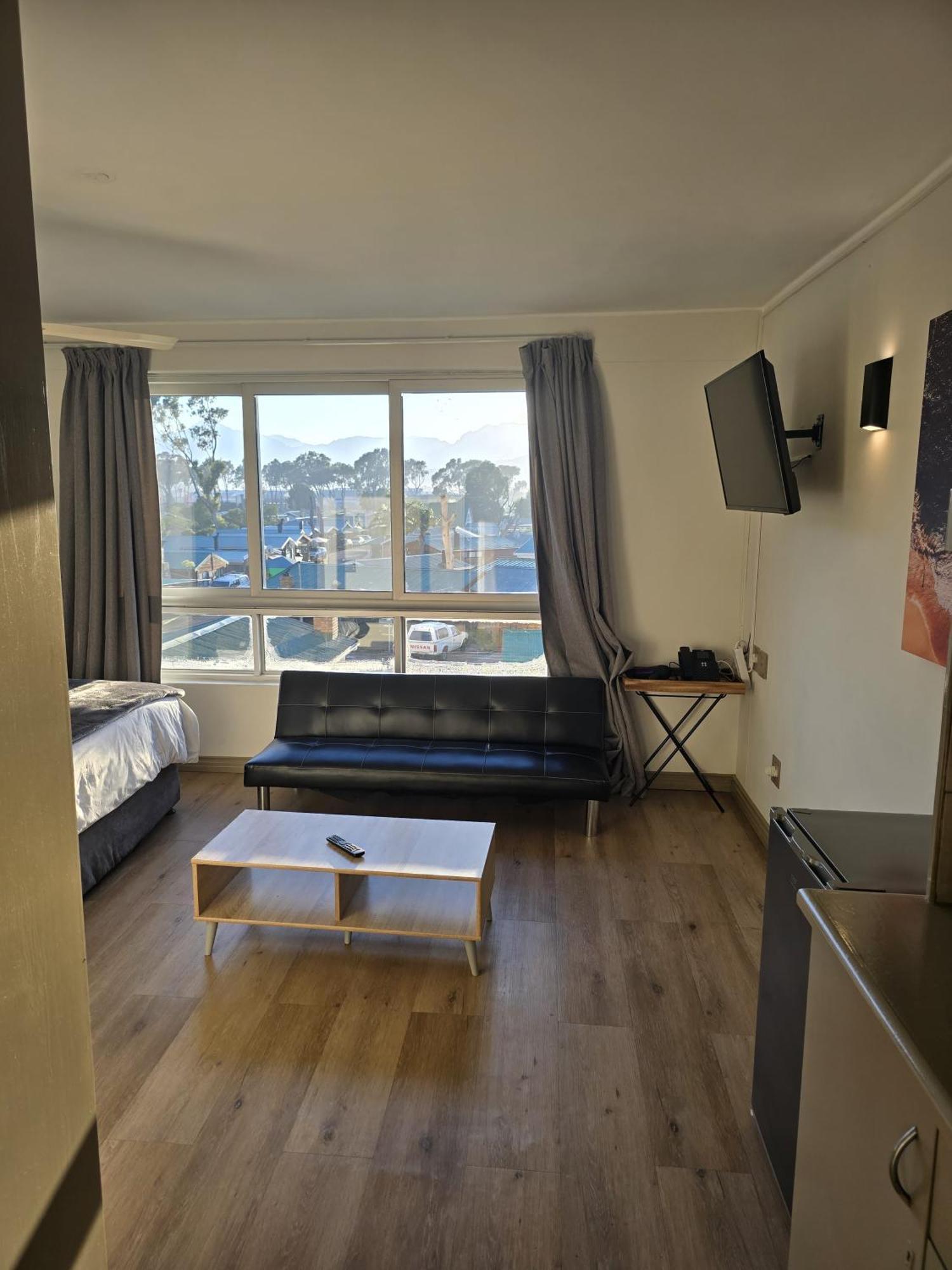 סטראנד False Bay Inn מראה חיצוני תמונה
