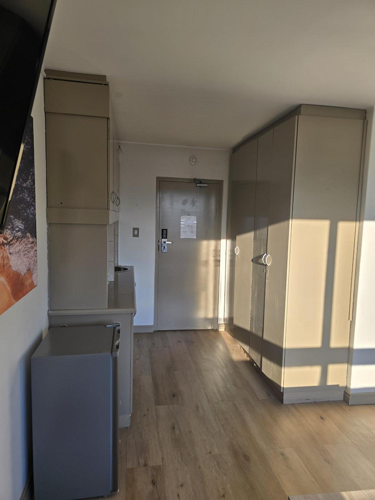 סטראנד False Bay Inn מראה חיצוני תמונה